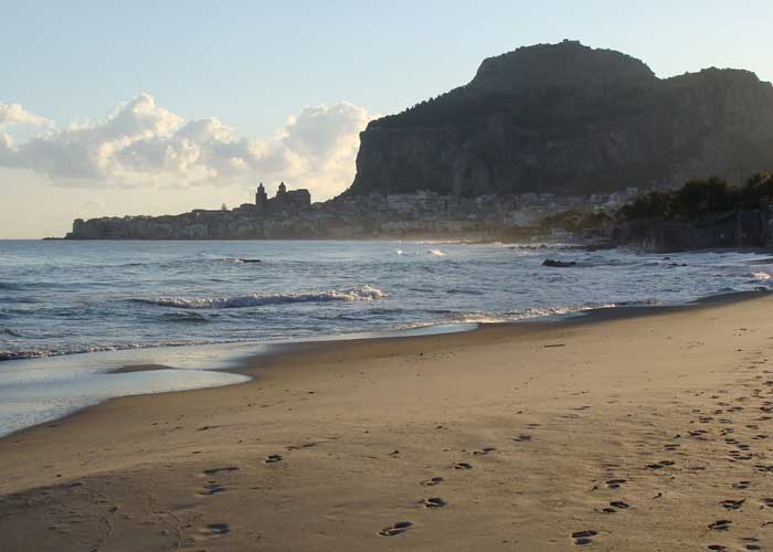 plage-cefalu-sicile