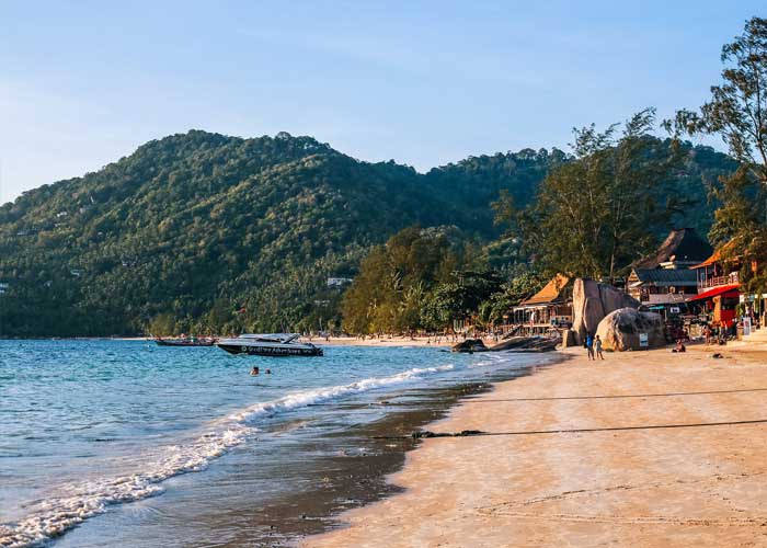 plage-sairee-beach-koh-tao