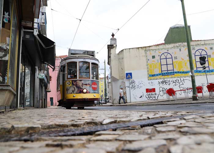 quartier-lisbonne-tramway