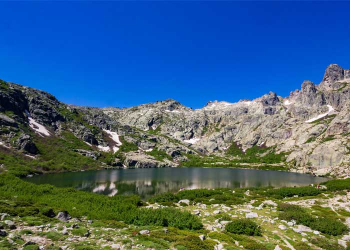 lac-montagne-melo-corse