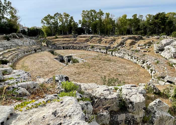 amphitheatre-romain-parc-neapolis-syracuse