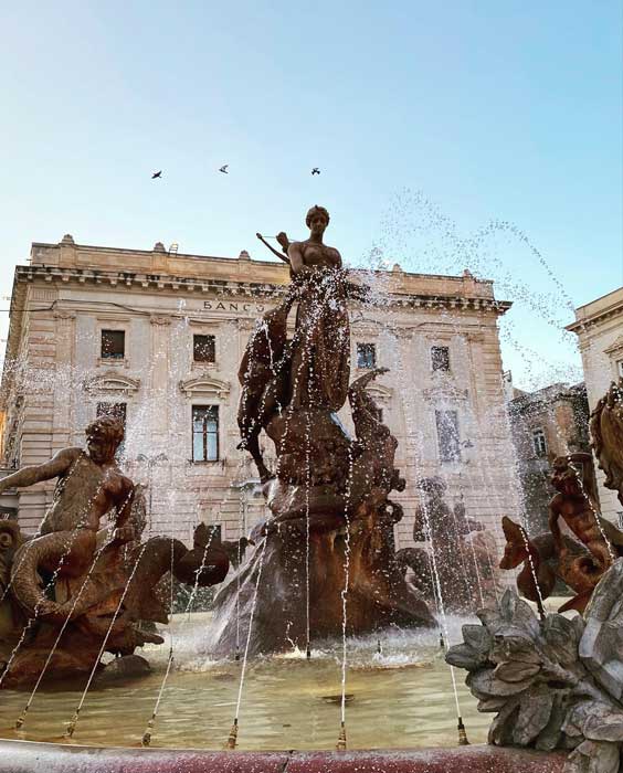 fontaine-de-diane-syracuse