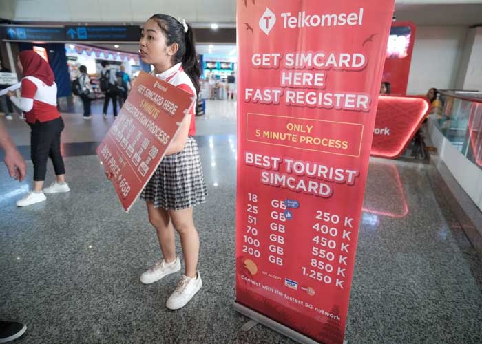 stand-carte-sim-aeroport-indonesie-bali