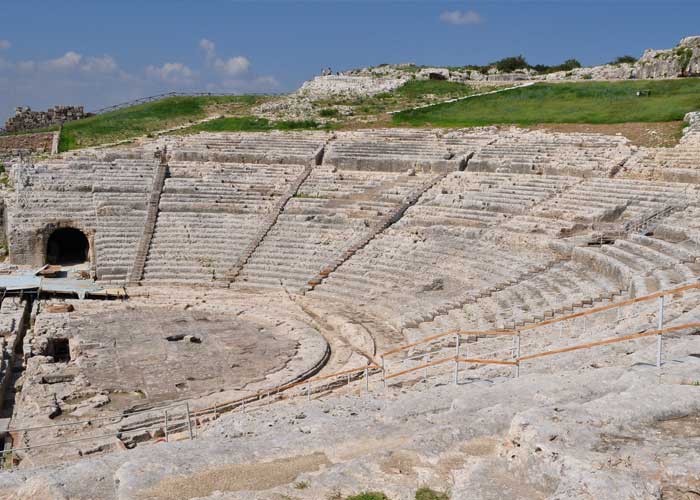 theatre-grec-neapolis-parc