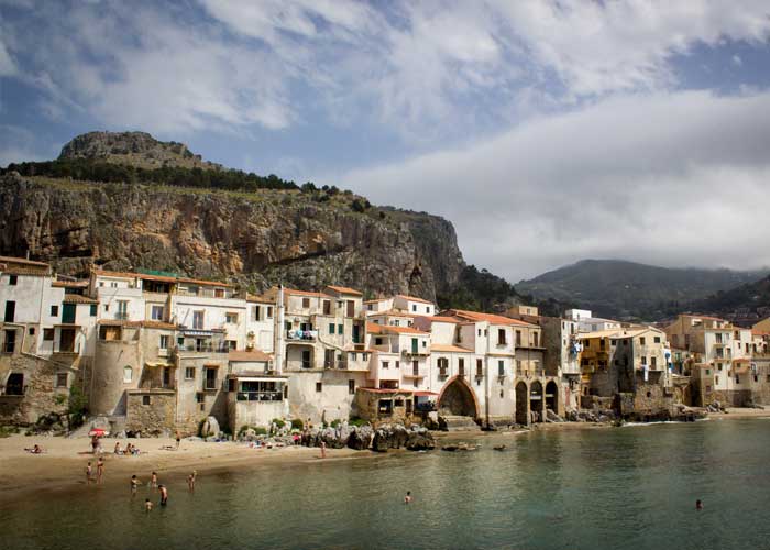 village-cefalu-sicile