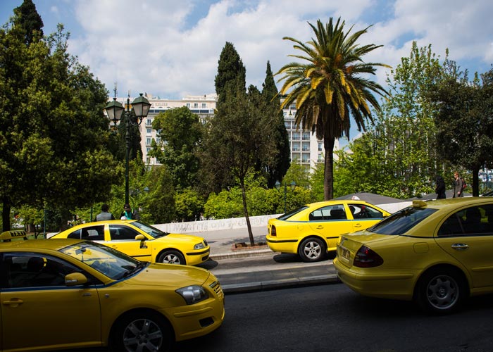 taxi-jaune-athenes