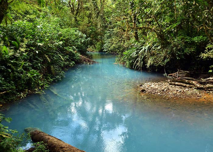 laguna-azul-rio-celeste-costa-rica